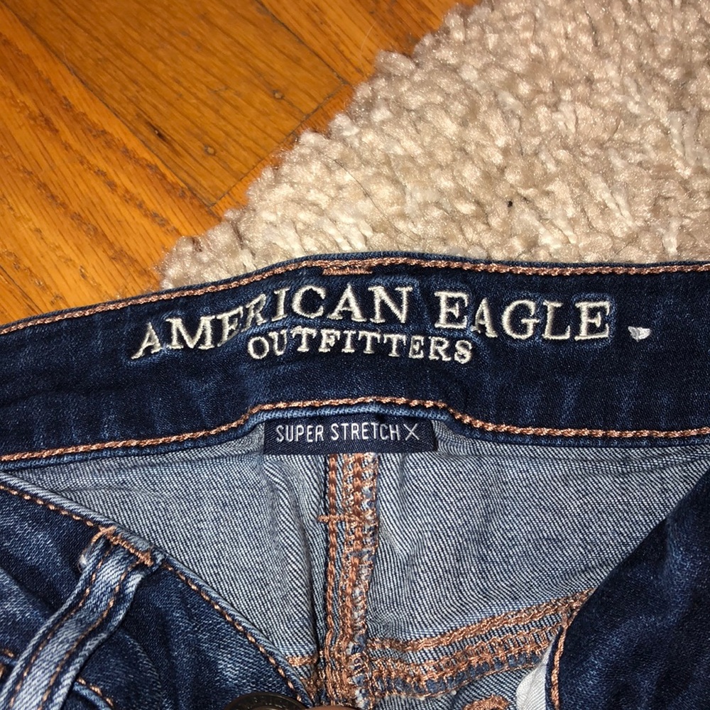 american eagle ripped mid rise skinny jeans - Picture 2 of 3